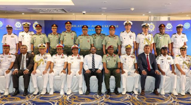 Raajje aai India adhi Srilanka ge coast guard gulhigen kuriah gendhaaa 