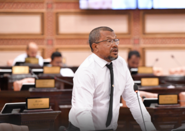 Vazeerunnaa kuraa suvaaluthakah javaabu nulibi dhigulaigendhaathee meber kuduge kanboduvun