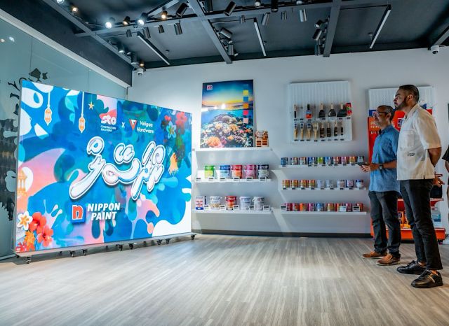 STO Roadha sale fashaifi, hovaalevifaivaa product thakakun 50 percent aa hama ah discount!