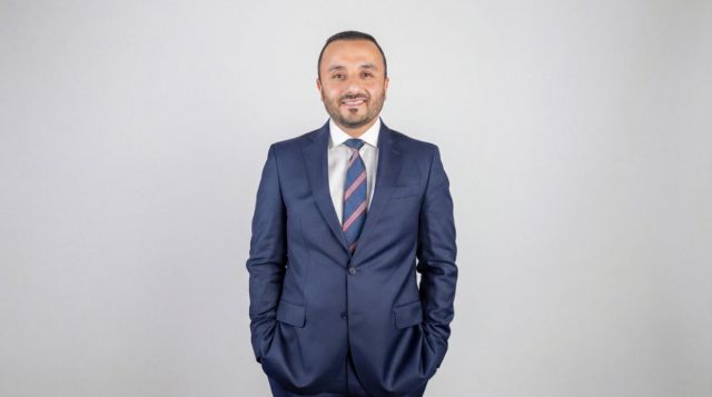 Ooredoo Maldives ge aa CEO akah  Shadi Qawasmi ayyan kohffi