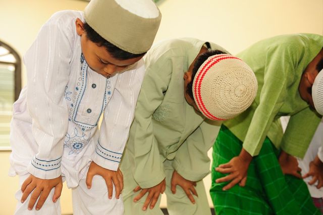 muslim kudinn thakeh namaadhukuraa thann fenigenn teacher feshee roan