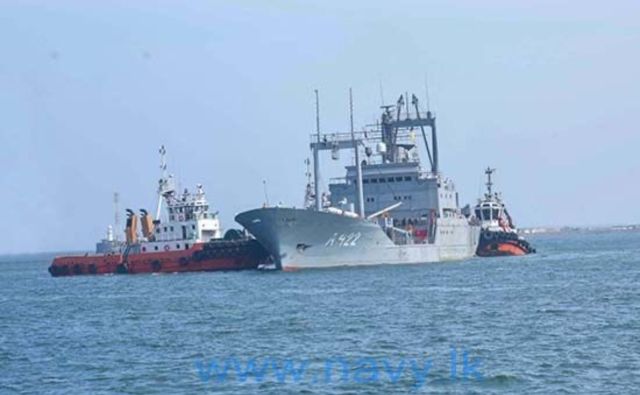 Mashooru Diractor Amajay ge haalu dhera ve faruvaa dhenee