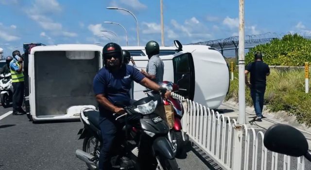 MACL ge ulhadheh, Bridge fence gai jehi accident eh gai dhe meehakah aniyaa vejje!