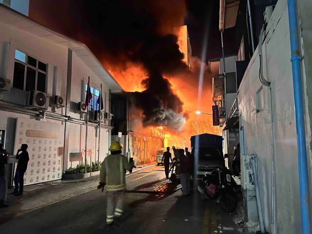 Maafannu gudhanehgai roave fuluhunnaai Fire and Rescue Services in harakaaiy therivanee