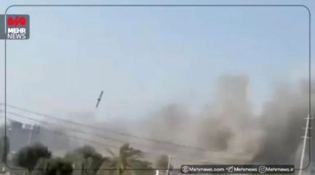 Iran ge Shajarey Thayyibaa school ah dhin hamalaa dhivehi raajje in emme harukashi ibaaraathun kuhveri kohffi