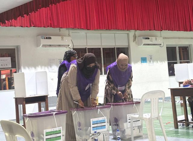 Hithadhoo uthuru dhaairaa ge by election: Addu gai 5 foshi, Male; gai 2 foshi bahattaane