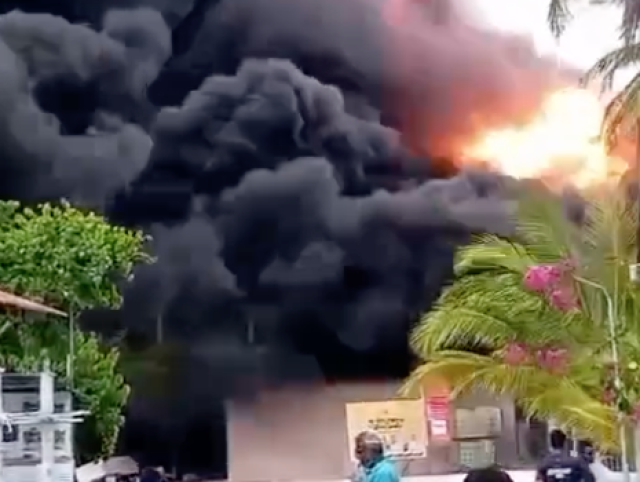 Medhuirumatheege hamanujehun thakaa gulhigen dhaulathuge kunfuni thakuge haradhuthah boduthanun kuran angaifi