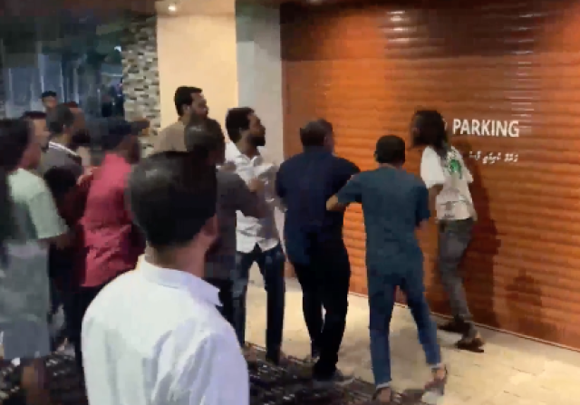 MDP ihuthijaaju: Mayor Azim ah hamalaa dheyn ulhunu meehaku huttauvaifi