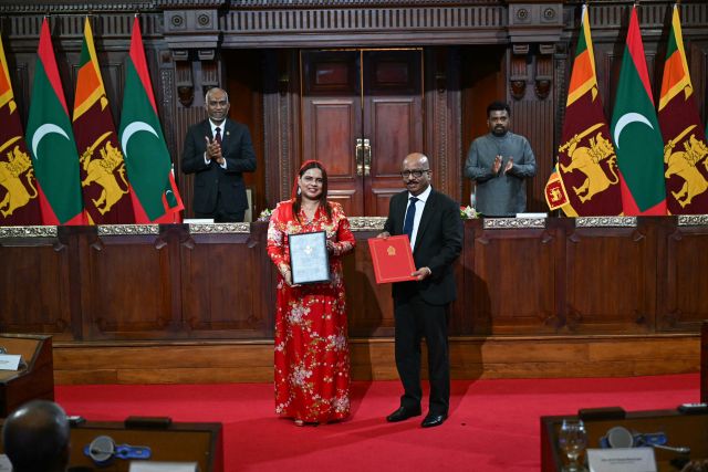 Raajje aai lanka aa dhemedhu 7 fahumunaamaa eh badhalukohfi