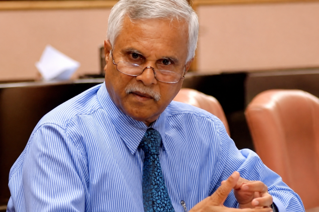 Rayyithun majileehuge kureege member, Raamiz avahaaravumaa gulhigen raees thauziya vidhaalhuvejje 