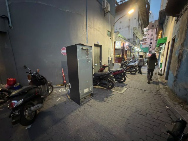 Male ge magumahchah baa fridge akaai machine eh nerunu bayaku hoadhanee