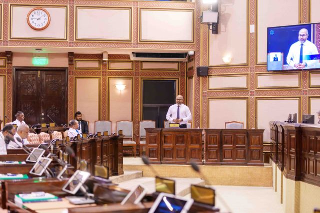 Maruge adhabu dhinumaa gulhey gaanoonu varah avahah Majlis ah fonuvaane: Ihusan