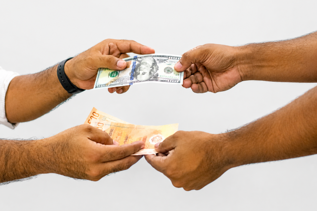 Gaanoonaa hilaafah USD vikki kunfunyehge license baathilakoffi 