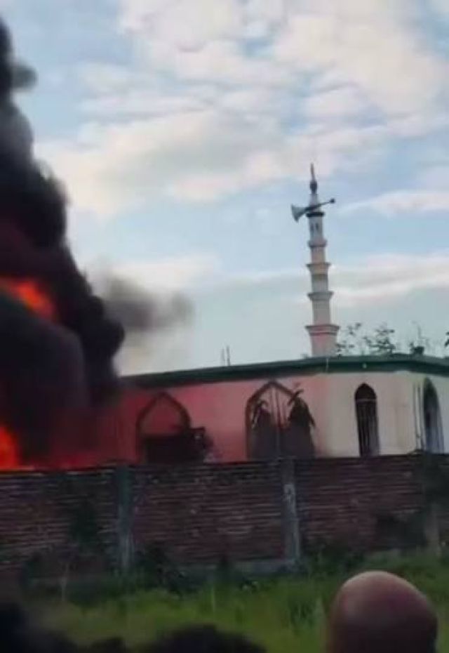Nepal kaarisaa aaeju Siraha moskiyhugai roakoh andaali haadhisaa thilavejje