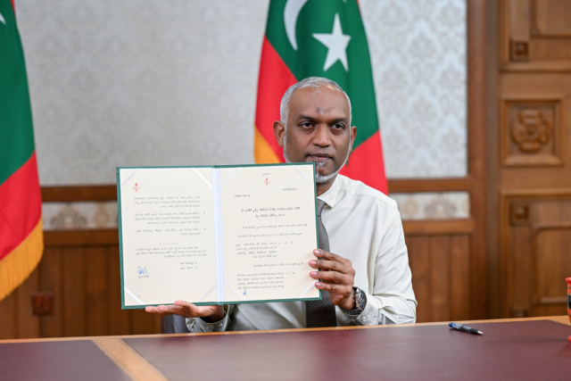 Beyruge Tour Operator inge athun GST negumuge islaahu Raeesuljumhooriyyaa thasdheegu kuravvaifi