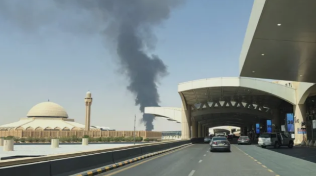 Riyadh ge airport ah dhin hamalaa: 12 meehun maruve, 300 ah vure gina meehun zaham vejje