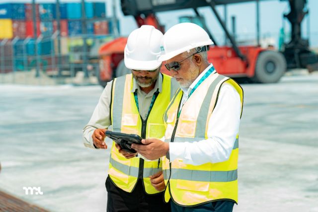 Thilafushi cargo terminal in FCL container clear kurumuge hidhumaih fashaifi 