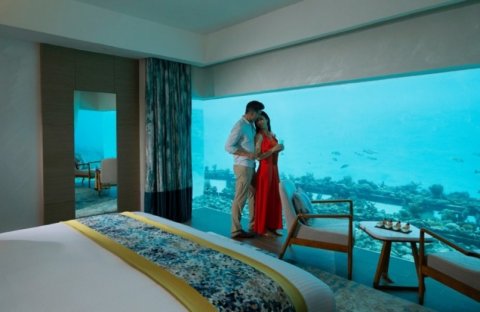 Maamutaa Resort unveils underwater villa