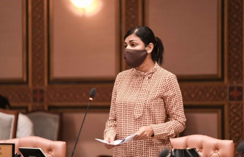 MP Rozaina aims criticism at Nasheed over Qasim comments