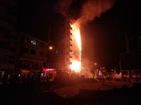 Authorities scramble to put out huge fire burning in Male'