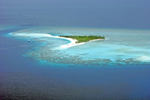 Govt designates 5 sites in Lhaviyani Atoll as protected sites