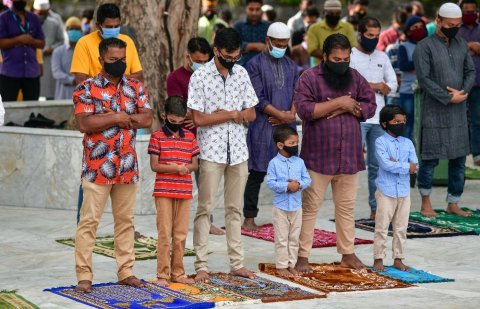 Islamic Ministry to allow Tarawih prayers in Male' Area