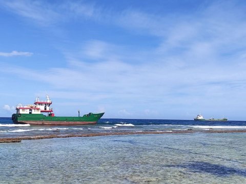 Fuel barge runs aground, no oil leak: MNDF