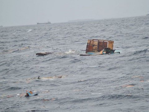 Safari sinks off Thilafushi, one died 