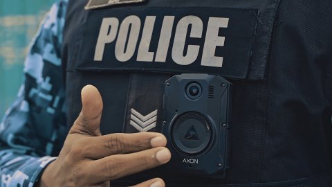 Police begins using body-worn cameras
