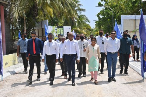 President and First lady visit key sites in Fuvahmulah City