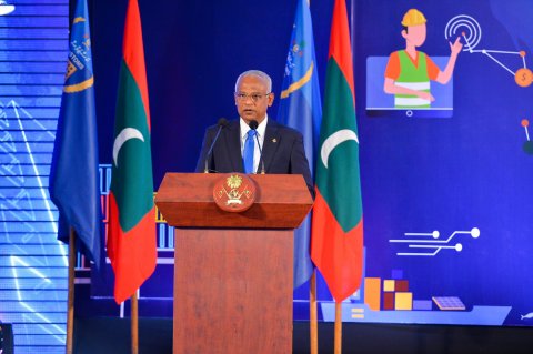 President vows to make Maldives Customs Services more efficient
