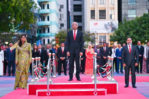 President takes part in Independence Day flag hoisting ceremony
