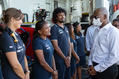 President Solih makes a surprise visit to the Nekton Mission