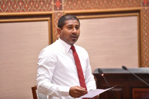 Minister Mahloof apologises for casino comment
