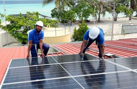Govt seeking solar panels for more than 150 mosques