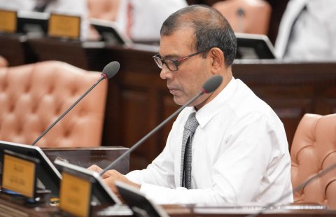 Nasheed defends Minister Haidar in Parliament