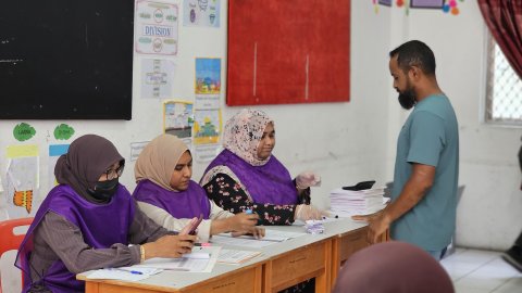 Male' City By-election: Only 14 percent of voted so far