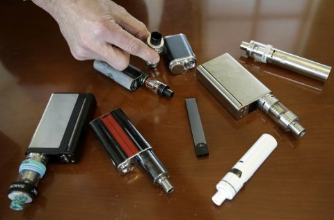 12 individuals fined for vaping last month