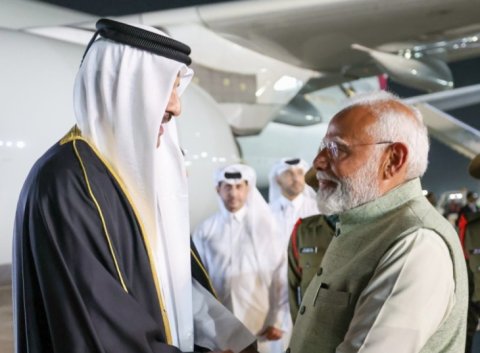 Qatar commits to investing $10b in India