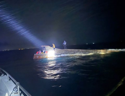 1 dead and 2 missing after landing craft overturns