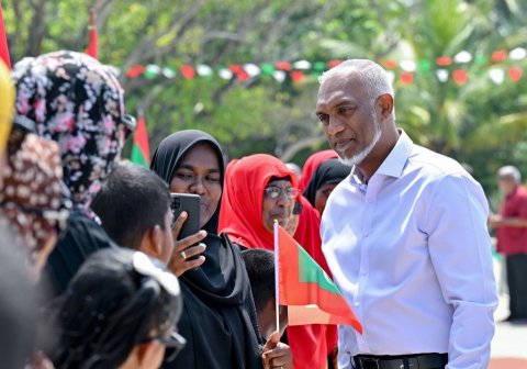 President departs on a three-day visit to Laamu Atoll