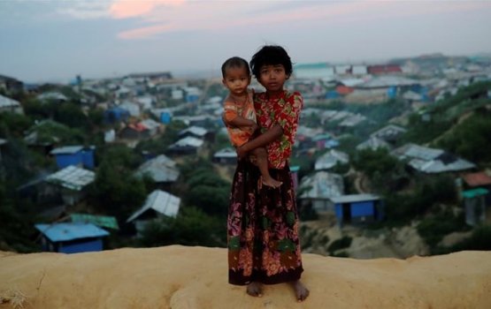 Rohingya refugeen vaki rashakah badhalukuranee