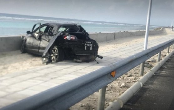 Fence falhaalaafaa dhiya caruge massalaagaa fiyavalhu alhan fonuvaafaifi