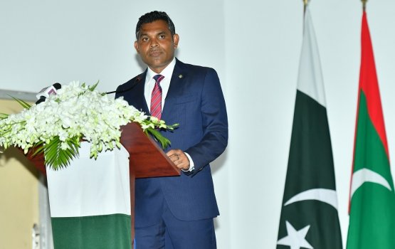 Raajjeyge tharahgeegai Pakistan in adhaakohfaivaa dhauru bodu: Naibu raees