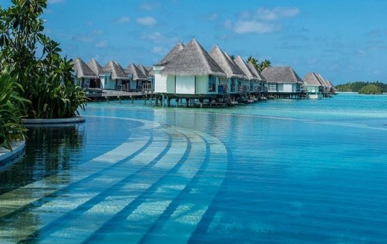 Four Seasons Kuda Huraa resort gai alifaanuge haadhisaa e hingaifi