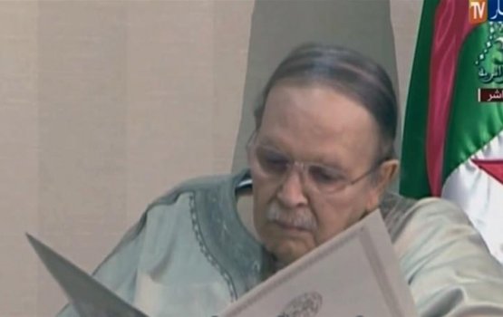 Algeria ge kibain Bouteflika maafah edhivadaigenfi 