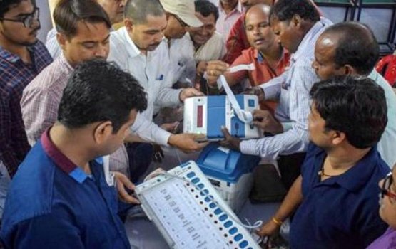 India Inthihaabu:  2 vana phase ge votelun fashaifi 