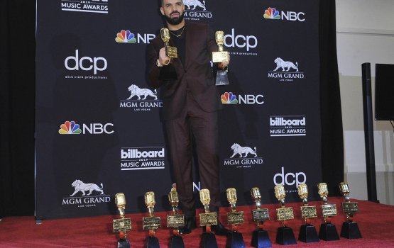 Billboard ehkoh Drake ah 