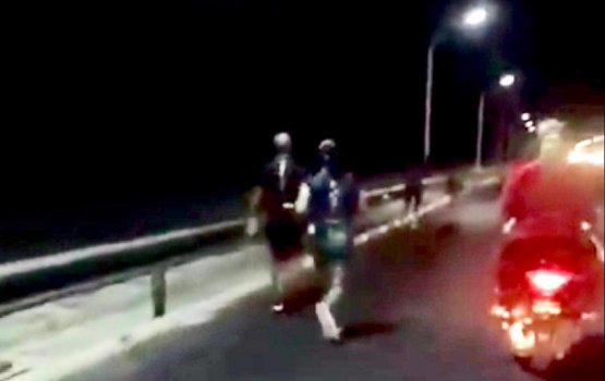 Bridge highway gai bayaku dhuvaa manzaru fenna video eh aanmuvehjje