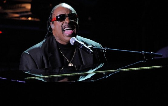 Stevie Wonder ge kidney transplant operation kuranee